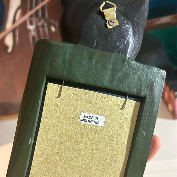 Handcrafted Fox Mirror with Green Frame - Picture 6 of 11